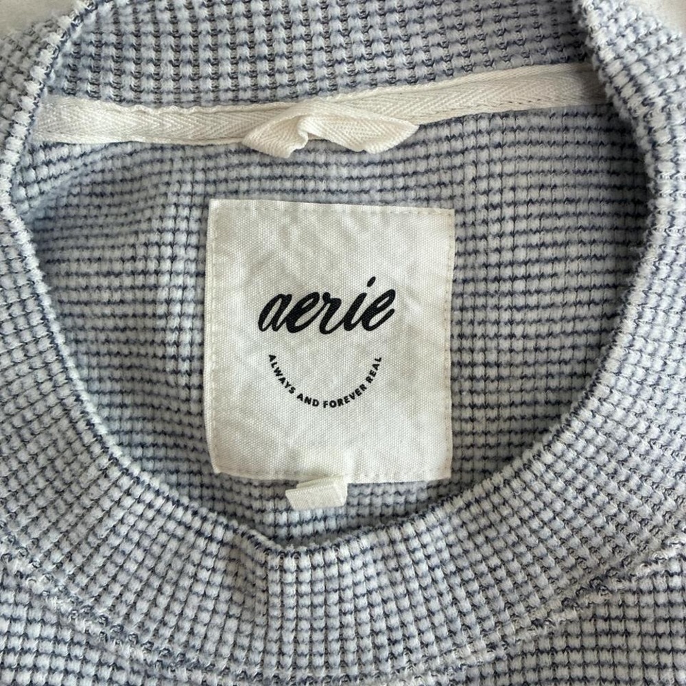 Aerie grey oversized sweater size medium - Picture 3 of 5